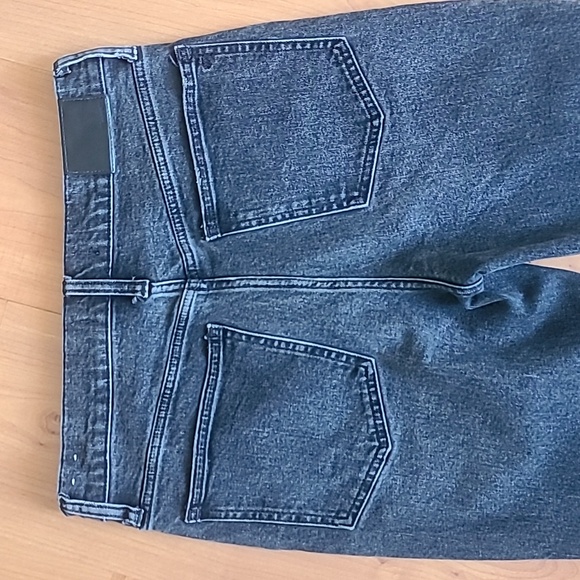 Madewell The Perfect Vintage Crop Jean - Picture 7 of 16